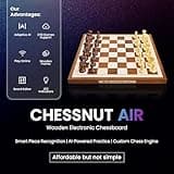 Scacchiera elettronica Chessnut Air, un magnifico set in legno realizzato artigianalmente con regine extra, LED, gioco e app di scacchi elettronici adattivi.