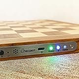 Chessnut Air + Electronic Chess Set, una magnifica scacchiera in legno completa con regine extra, LED, set di scacchi elettronici adattivi AI e app con scacchiera per computer